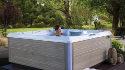 Een jacuzzi in je tuin? Hier moet je op letten