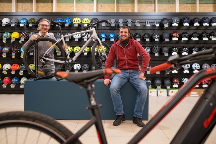 gesloten rekruut Verscherpen Nieuwe fietsenwinkel Velodi opent de deuren aan Mechelsesteenweg:  “Fietsverkoop kreeg serieuze boost tijdens coronajaar” | Lier | hln.be