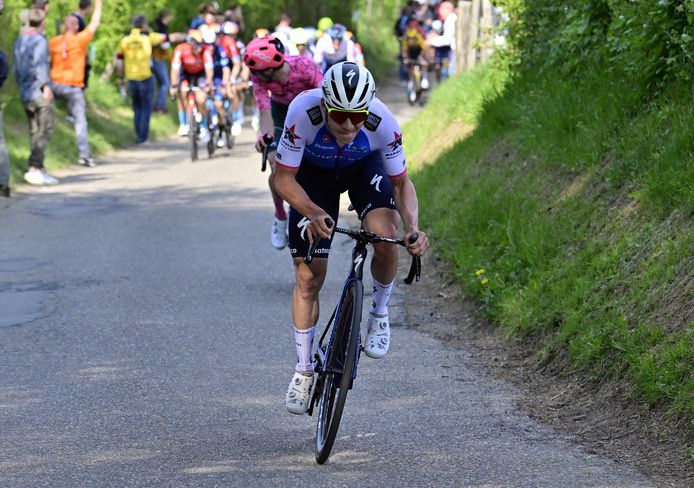 Belgian Remco Evenepoel of Quick-Step Alpha Vinyl pictured in action at the Cote de La Redoute during the Liege-Bastogne-Liege one day cycling race, 257,5km from Liege to Liege, Sunday 24 April 2022, in Liege. BELGA PHOTO POOL PETER DE VOECHT
