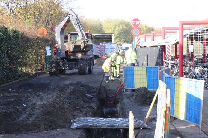 De voorbije week werd gewerkt in het recyclagepark van Waarschoot, en bleef de poort noodgedwongen dicht.