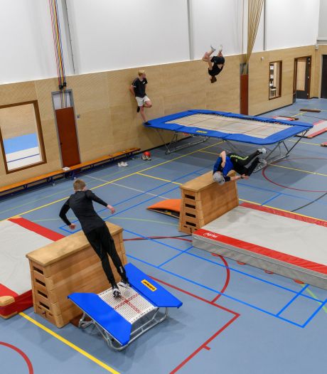 Kaatsheuvelse gymclub doet dorp een freerunparcours cadeau: ‘Alle jeugd in het dorp heeft hier iets aan’