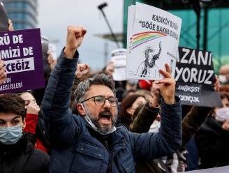 Twitter tikt Turkse minister op de vingers om lhbt-uitlating