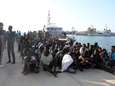 Libische kustwacht redt op verzoek van Italië bijna 1.000 migranten op Middellandse Zee