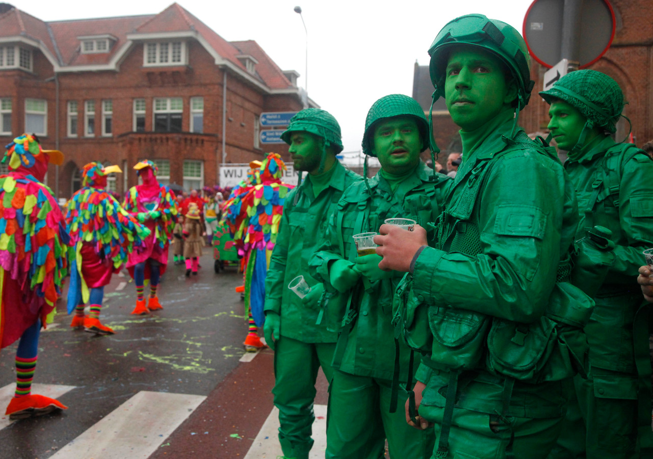 eer cruise Vertolking Zo vierde Zeeuws-Vlaanderen zaterdag carnaval! | Foto | pzc.nl