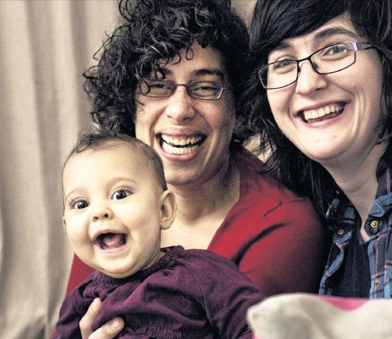 Twee Moeders Voor Een Kind Kan Per 1 April Trouw