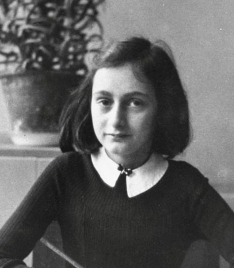 Le livre controversé “Qui a trahi Anne Frank?” retiré de la vente au Pays-Bas: “Extrêmement spéculatif et sensationnaliste”