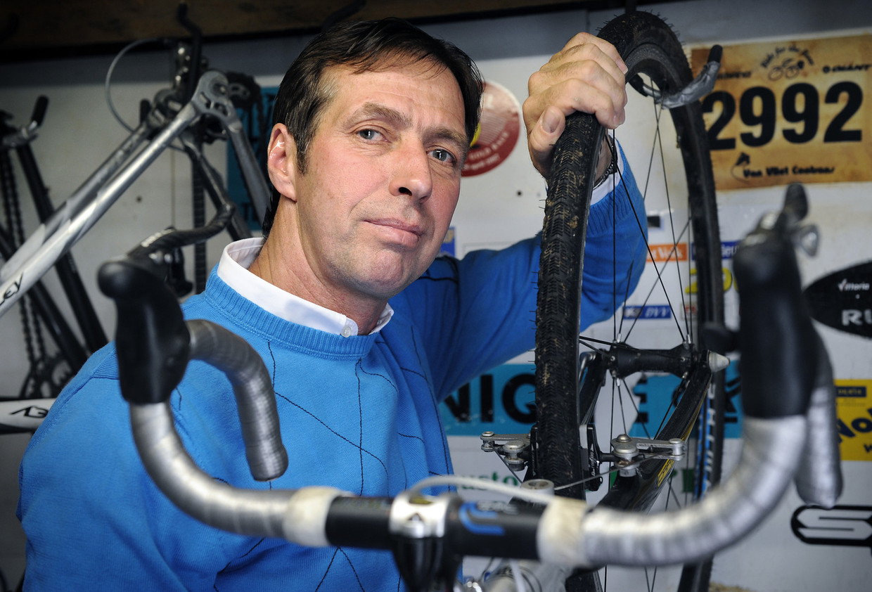 Johan van der Velde in 2009. Beeld Marcel van den Bergh