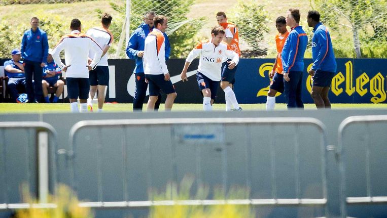 Dopingcontroleurs Fifa Verrassen Nederlands Elftal Trouw