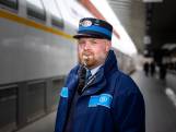 “Ik vind dat ik heel goed verdien, zeker gezien de uren die ik werk”: dit is het salaris van treinbegeleider David (35)