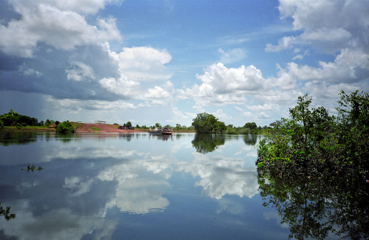 De Orinoco, rivier in Venezuela, tropisch leefgebied voor vis. Beeld Raymond Sluiter