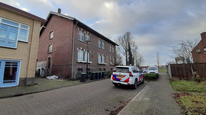 De kelder van het voormalige politiebureau, die voorheen in gebruik was als cellencomplex, is door koperdiefstal vol water gelopen.