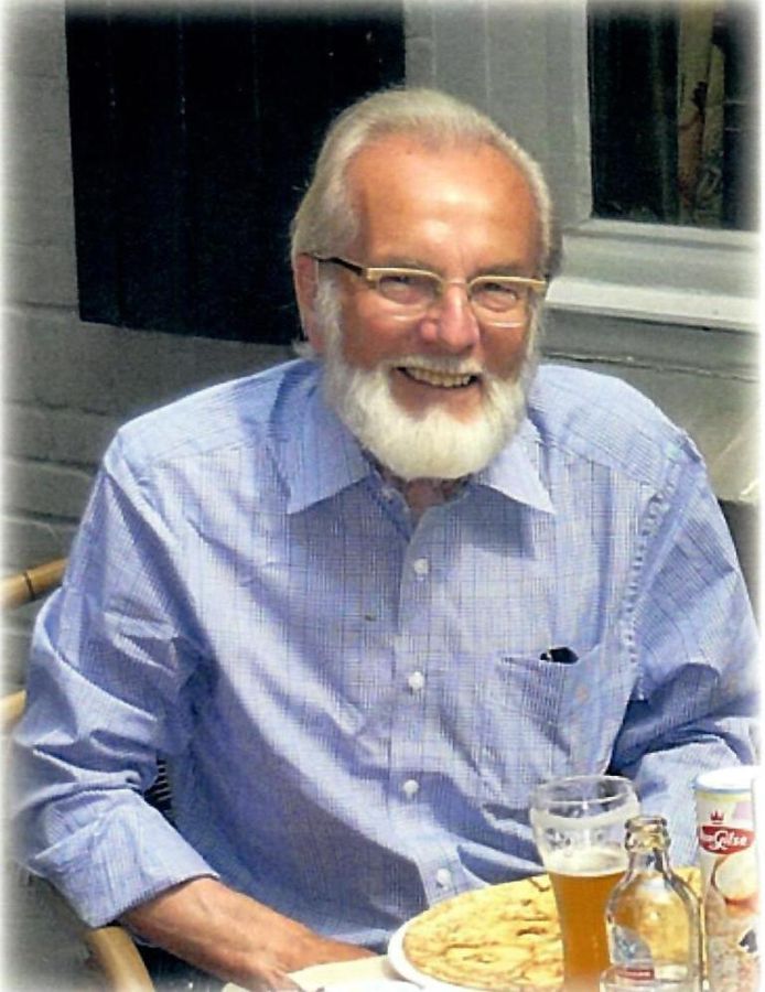 Theo Polleman was onderwijzer, schrijver, dirigent van kerkkoren, organisator van tentoonstellingen en voorzitter van een politieke partij.