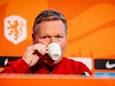 Ronald Koeman tijdens een persconferentie bij de KNVB in Zeist.