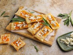 Wat Eten We Vandaag: Pompoen bladerdeegtaartjes