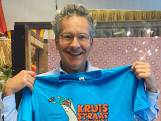 Een T-shirt, tas of servies van Kruisstraat Original, een maand lang te koop op de Woenselse zaterdagmarkt