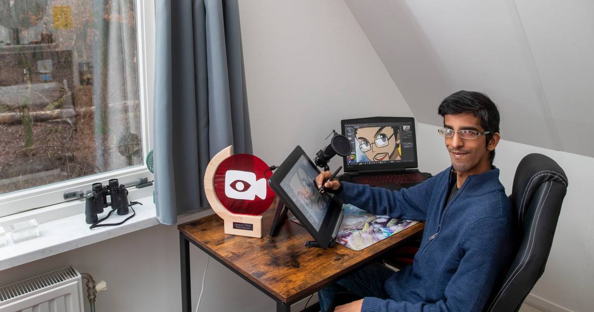 Rohan (26) is een hit op TikTok en zijn manga-tekeningen vielen op in ...