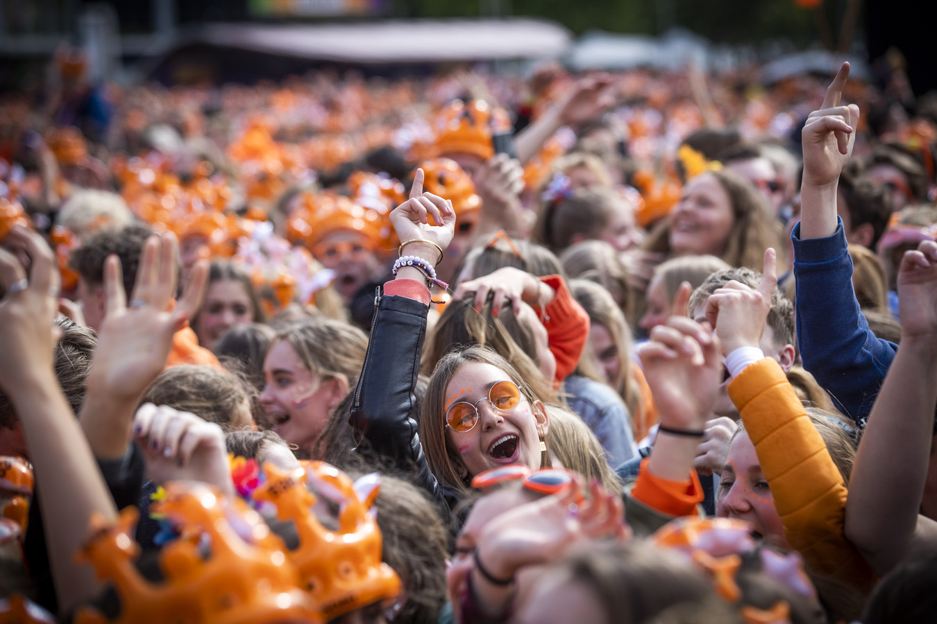 Een feestende massa tijdens een eerdere editie van 538 Koningsdag in Breda.