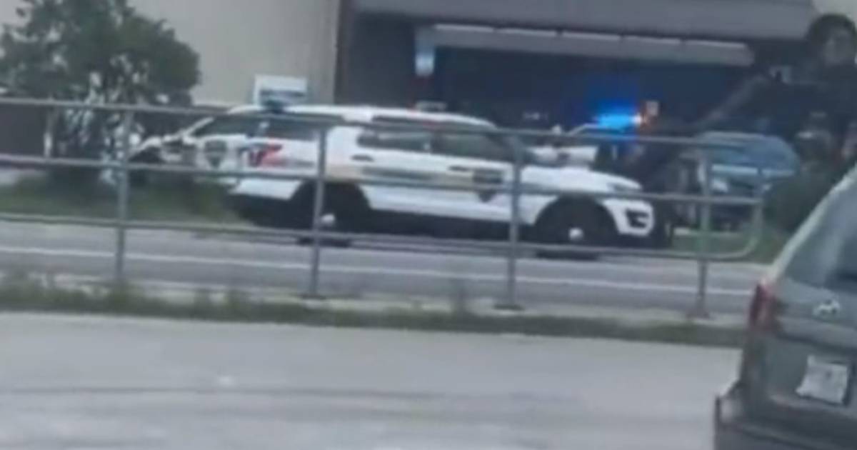 Shooting at Store in Jacksonville, Florida Leaves Several Dead