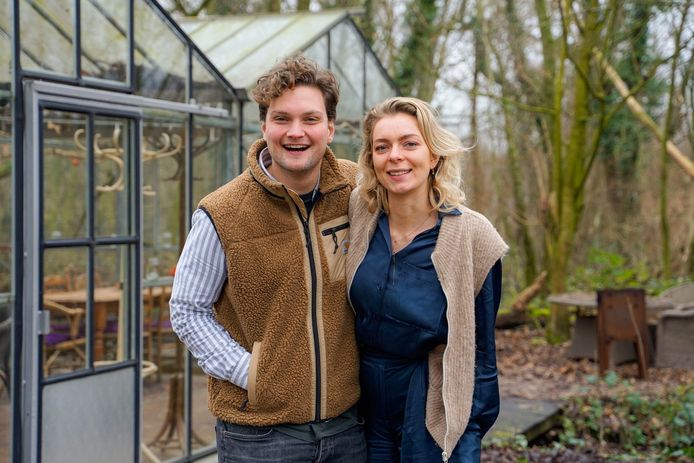 Rutger en Hanna organiseren Het Wilde Diner bij de Eikenhof. | Foto: Loes van Zanten