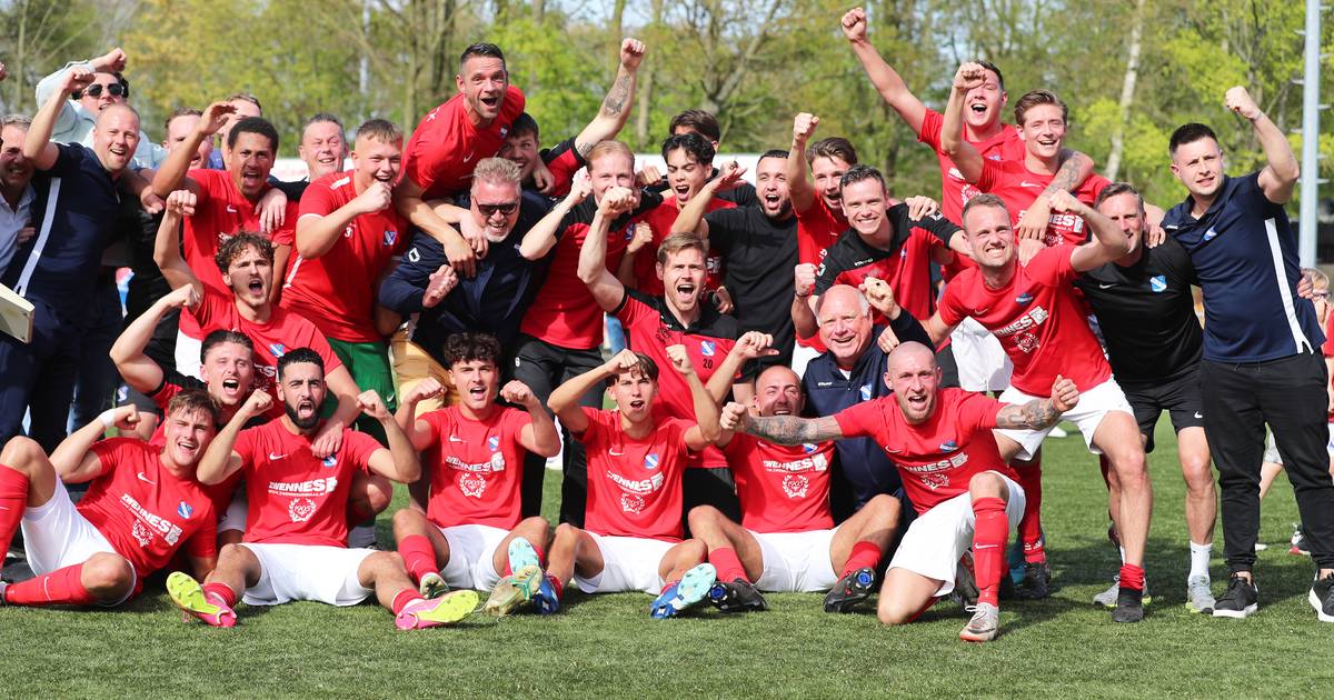 Groot feest bij GDA na kampioenschap in vierde klasse: ‘De missie is honderd procent geslaagd’