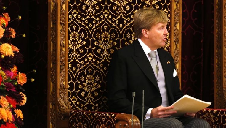 Koning Willem-Alexander draagt de troonrede voor. Beeld ANP