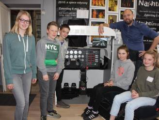 SMI-leerkracht bouwt vliegsimulator