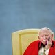 Paus Johannes Paulus II in april heilig verklaard