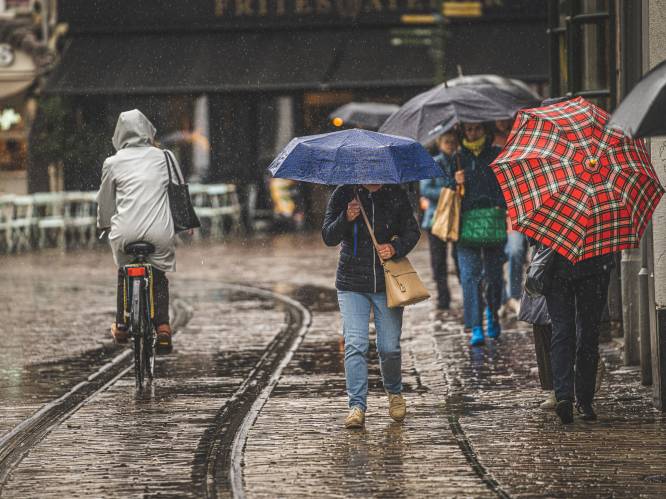 WEERBERICHT. Vandaag en morgen nog kans op (onweers)buien, maar wel zonnig weekend voor de boeg
