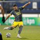 Superieur Feyenoord toont in Friese kou outsider in titelrace te blijven