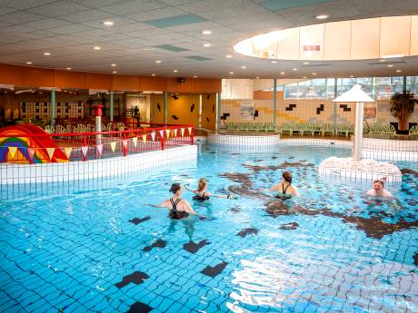 Volgens wethouder staat sluiting zwembad Schiedam nog niet vast: ‘Ruis op de lijn over toekomst’
