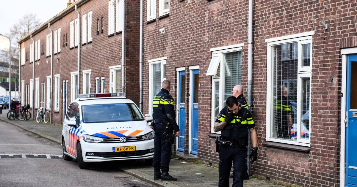 Gewonde bij steekpartij in Alphense Frederik Hendrikstraat.