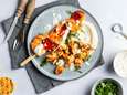 Wat Eten We Vandaag: Chorizo-garnalenspiezen met bloemkool