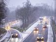 Zuid-Limburg was maandag bedekt onder een laagje sneeuw van enkele centimeters. Maandag en dinsdag is er weer kans op (natte) sneeuw. Donderdagmiddag geldt code geel wegens gladheid.