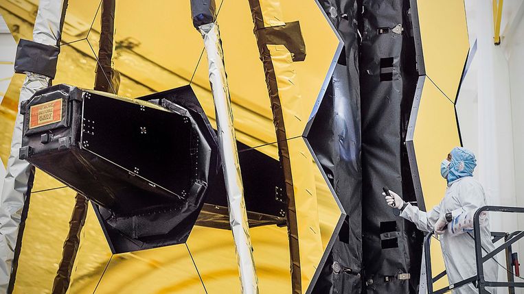 De James Webb-ruimtetelescoop in aanbouw. Beeld Nasa