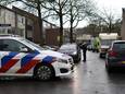 De politie deed zondag buurtonderzoek aan de Toutenburg in Deventer.