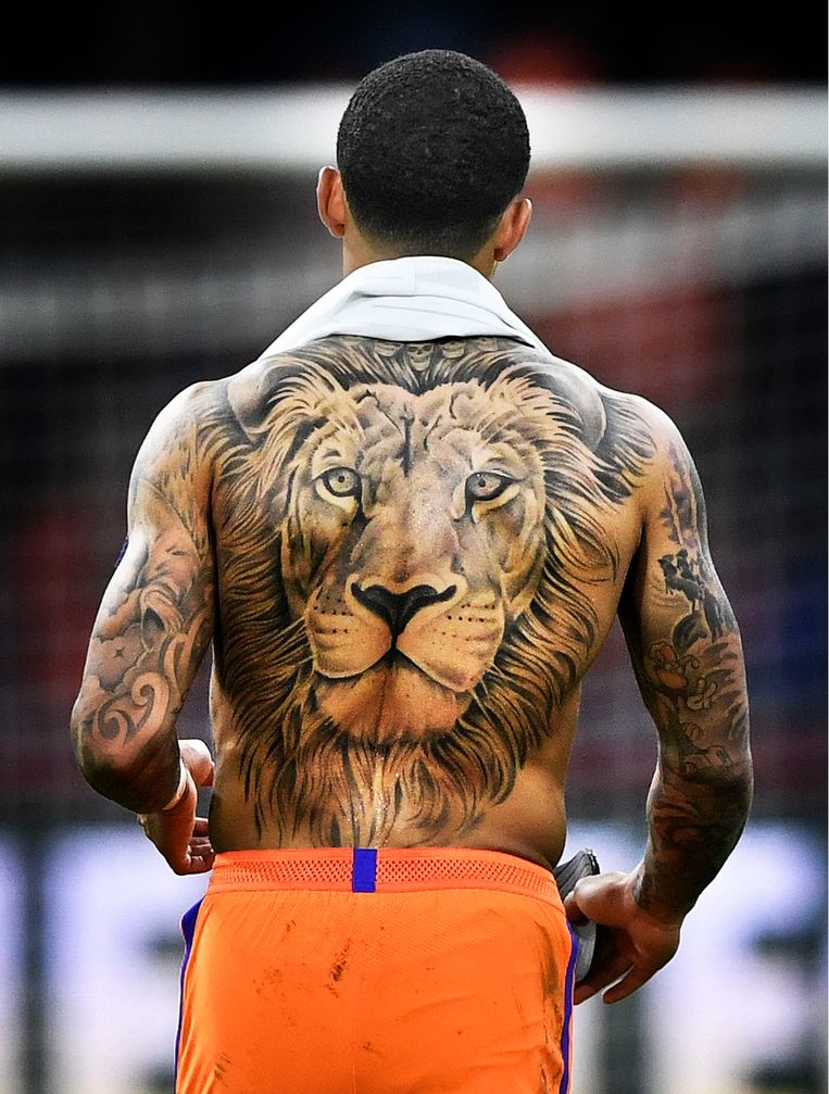 memphis depay tattoo