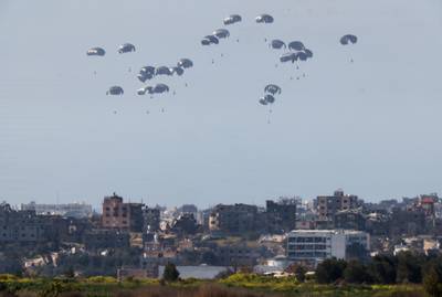 TERUGLEZEN GAZA.  VS roepen Hamas op wapenstilstand te accepteren - Grootste dropping tot nog toe boven Gazastrook