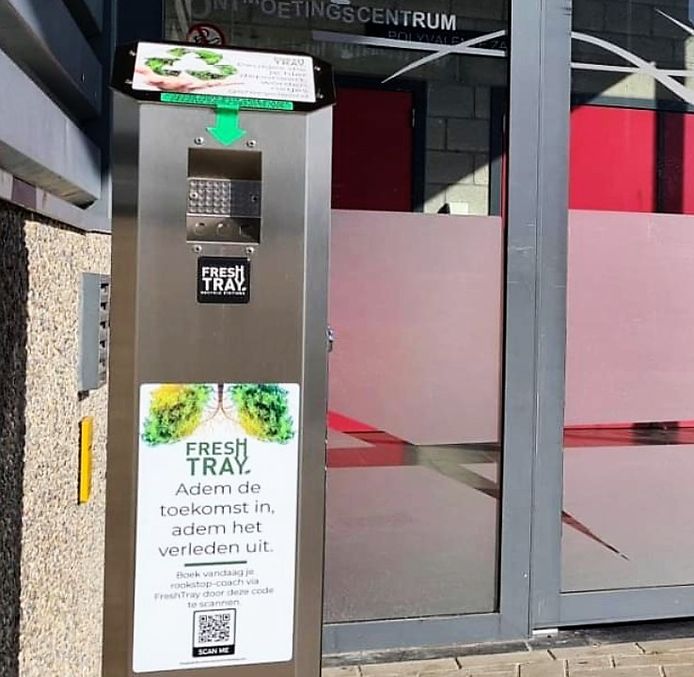 Gemeente plaatst peukenzuilen | Lanaken | hln.be