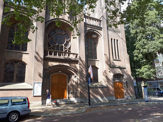 De Wilhelminakerk in Dordrecht.