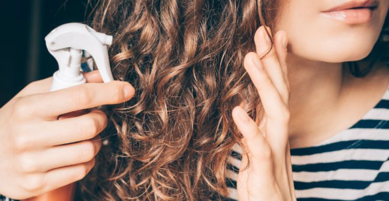 Plicht Beenmerg Verpersoonlijking 7 manieren om je haar te krullen zonder hitte te gebruiken | Libelle