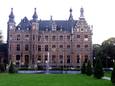 Het stadhuis van Westerlo vormt dit jaar het decor voor de start van de GP Rik Van Looy