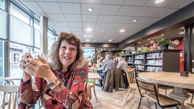 In ‘huiskamer van het dorp’ eet een gezin een tosti en valt een student in slaap: ‘Het mag hier allemaal’