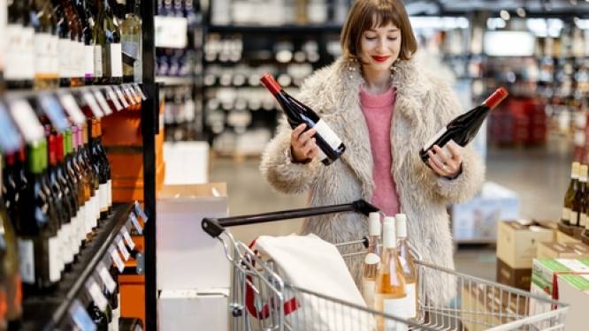 
Regeringen bundelen krachten tegen overmatig alcoholgebruik: “Noodzakelijk gezien de enorme maatschappelijke impact”