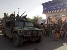 Taliban nemen achtste provinciehoofdstad in, tienduizenden Afghanen op de vlucht