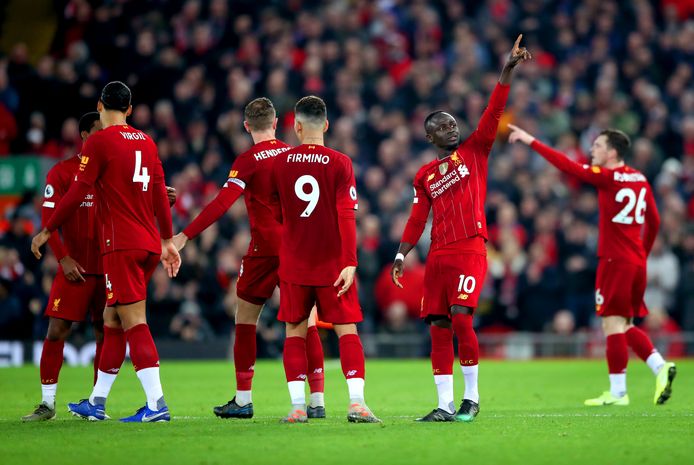 Sadio Mané viert zijn goal tegen Wolves op 29 december.
