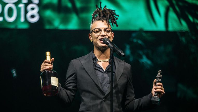 Ronnie Flex wint Edison Best Hiphop tijdens de uitreiking van de Edison POP 2018 prijzen in de Westergasfabriek in Amsterdam. Beeld anp
