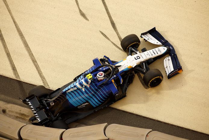 Le crash de Nicholas Latifi avait forcé l'entrée en piste de la safety car et permis à Max Verstappen de revenir dans la course au titre mondial