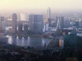 De Zalmhaventoren en de skyline: dit zijn nieuwe spectaculaire drone-beelden van Rotterdam