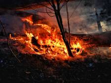 Brandweer heeft handen vol aan beginnende bosbrandjes, vooral om escalatie te voorkomen