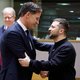 Zelensky vraagt in Brussel, dat hij ‘thuis’ noemt, om straaljagers